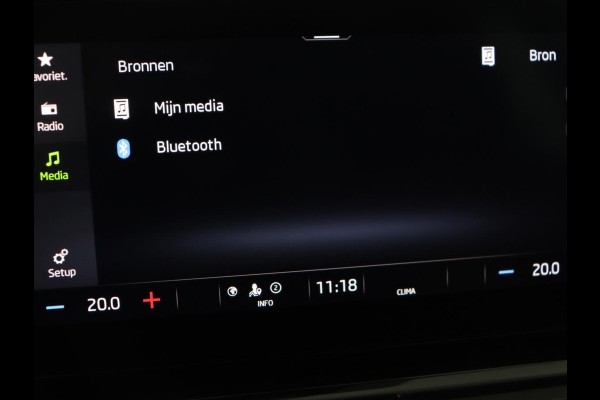 Škoda Octavia 1.0 e-TSI Business Edition | Trekhaak | Carplay | Navigatie | Full LED | Parkeerhulp | Cruise control | Digital Cockpit | Climate control | Getint glas