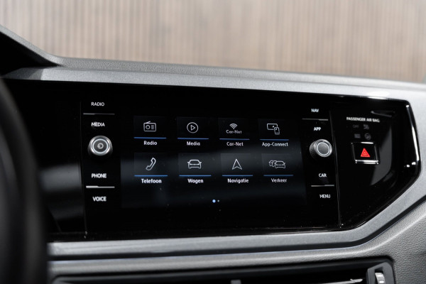 Volkswagen Polo 1.0 TSI Highline DSG PANO LED