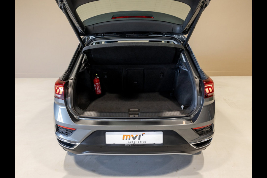 Volkswagen T-Roc 2.0 TSI 4Motion Sport / 190pk / Trekhaak / Leder / Achteruitrij camera /
