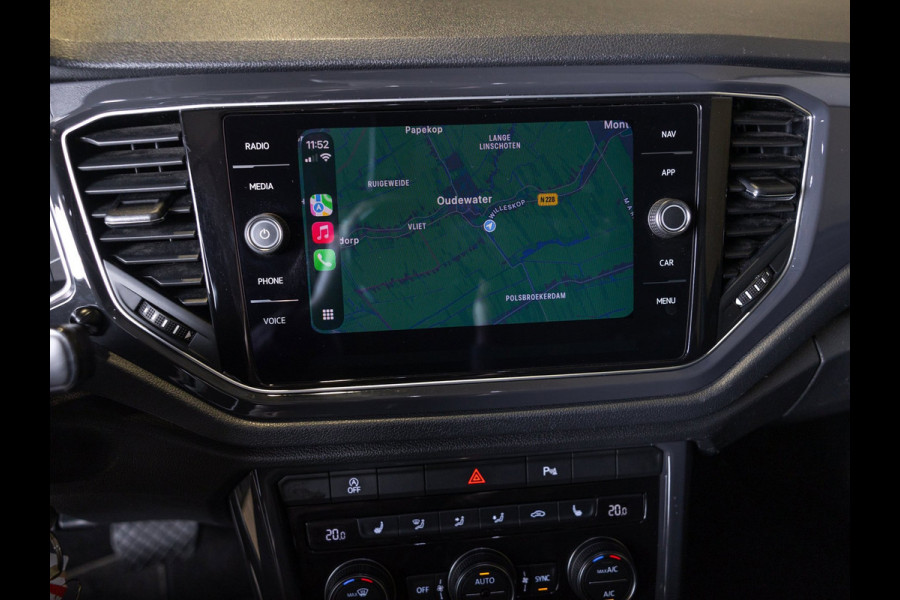 Volkswagen T-Roc 2.0 TSI 4Motion Sport / 190pk / Trekhaak / Leder / Achteruitrij camera /