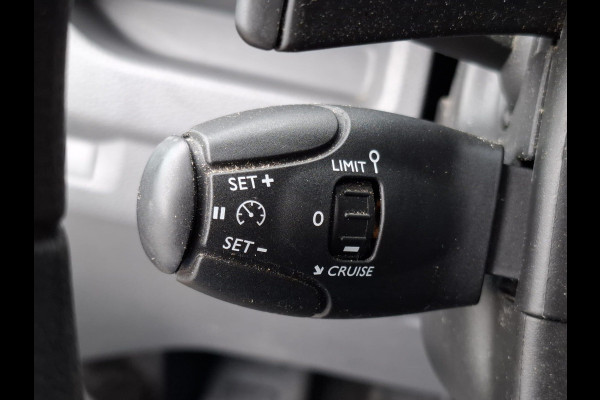 Peugeot Expert 2.0 BlueHDI 180 Long Premium DC DUBBEL CABINE / NAVI / CRUISE CONTROLE / DUBBELE SCHUIFDEUR / TREKHAAK