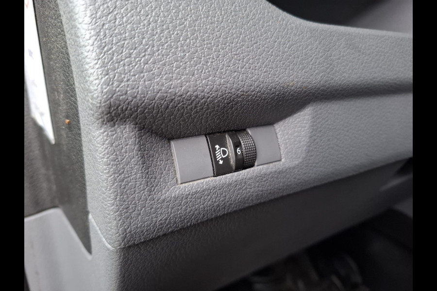 Peugeot Expert 2.0 BlueHDI 180 Long Premium DC DUBBEL CABINE / NAVI / CRUISE CONTROLE / DUBBELE SCHUIFDEUR / TREKHAAK