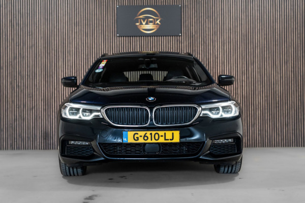 BMW 5 Serie Touring 530i M Sport PANO LEDER LED