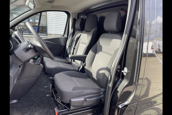 Renault Trafic 2.0 dCi 120pk T29 L2H1 Work Edition / ingerichte laadruimte ! / euro 6 / bpm vrij / vaste prijs rijklaar € 17.950 ex btw / lease vanaf € 302 / camera / trekhaak / airco / cruise