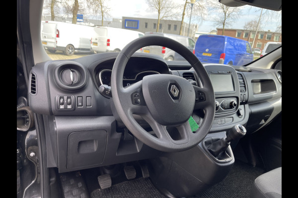 Renault Trafic 2.0 dCi 120pk T29 L2H1 Work Edition / ingerichte laadruimte ! / euro 6 / bpm vrij / vaste prijs rijklaar € 17.950 ex btw / lease vanaf € 302 / camera / trekhaak / airco / cruise