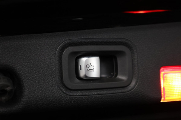 Mercedes-Benz E-Klasse AMG 63 S 4MATIC+ 612+PK LED/VIRTUAL/SFEER/LUCHT/PANO/LEER+S.VERWARMING/360/ACC/ECC/12 MDN GARANTIE!