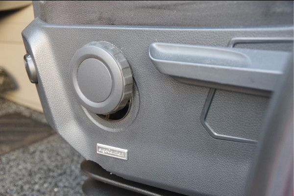 MAN TGE 35 3.180 2.0 L3H3 177PK AUT. 3-ZITS, TREKHAAK, GEV. STOEL, CAMERA, CRUISE, AIRCO, NL AUTO, NAP