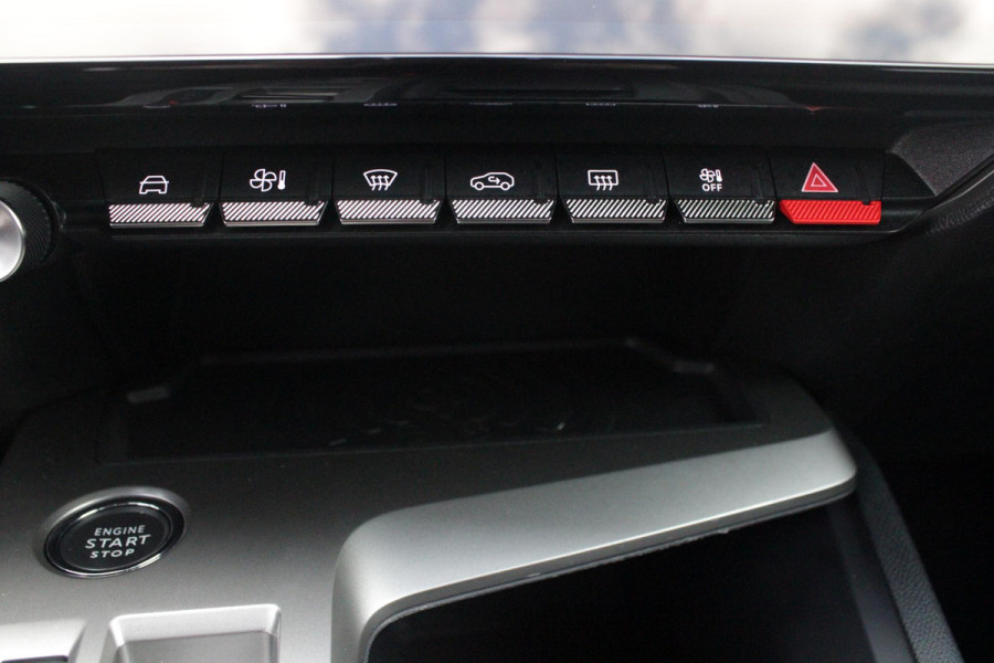 Peugeot 408 1.2 Hybrid 145PK e-DCS6 ALLURE | ACHTERUITRIJ CAMERA | KEYLESS ENTRY/START | DRAADLOOS APPLE CARPLAY/ANDROID AUTO | DRAADLOOS TELEFOONLADEN | DAB+ RADIO | NAVIGATIE | ADAPTIVE CRUISE CONTROL | 19" LICHTMETALEN VELGEN | PARKEERSENSOREN ACHTER |