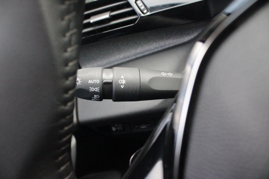 Peugeot 408 1.2 Hybrid 145PK e-DCS6 ALLURE | ACHTERUITRIJ CAMERA | KEYLESS ENTRY/START | DRAADLOOS APPLE CARPLAY/ANDROID AUTO | DRAADLOOS TELEFOONLADEN | DAB+ RADIO | NAVIGATIE | ADAPTIVE CRUISE CONTROL | 19" LICHTMETALEN VELGEN | PARKEERSENSOREN ACHTER |