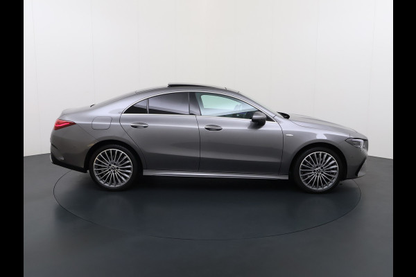 Mercedes-Benz CLA-Klasse 250 e AMG line | Pano HUD Memory Sound Keyless