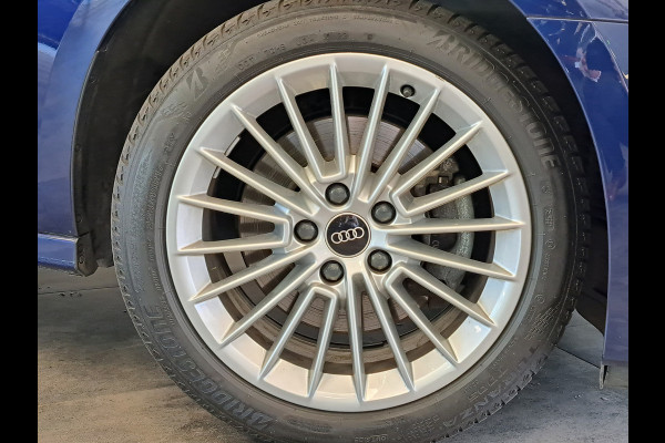 Audi A3 Limousine 30 TFSI Pro Line Navigatie Carplay Clima Cruise VCP 17"LM 24 maanden garantie mogelijk (*vraag naar de voorwaarden)