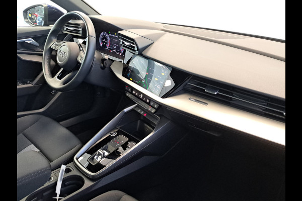 Audi A3 Limousine 30 TFSI Pro Line Navigatie Carplay Clima Cruise VCP 17"LM 24 maanden garantie mogelijk (*vraag naar de voorwaarden)