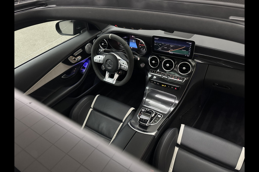 Mercedes-Benz C-Klasse Coupé 63 S AMG | Keramisch | Schaalstoelen | Carbon | AMG Driver's Package | Aero-Pakket | Panorama | Burmester | Multi-Beam LED | Memory | ACC | Rij-Assistentie Pakket | Keyless-Go | Sfeerverlichting | Carplay |
