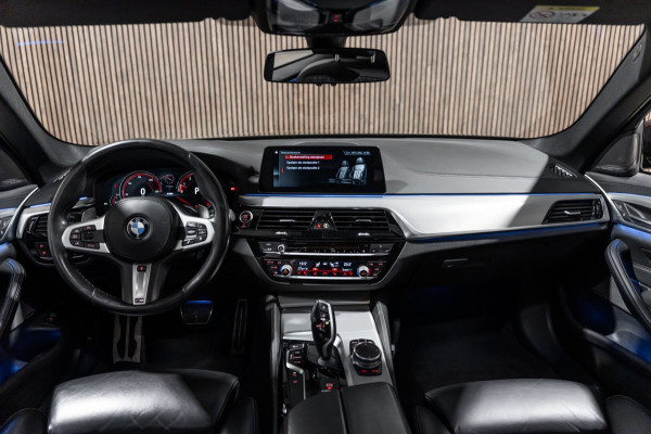 BMW 5 Serie 530i M Sport PANO LEDER LED