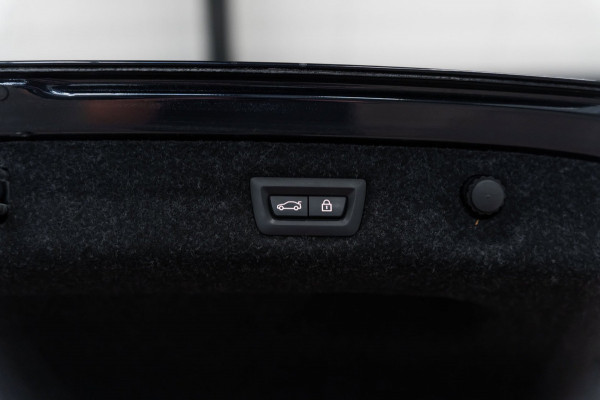 BMW 5 Serie 530i M Sport PANO LEDER LED