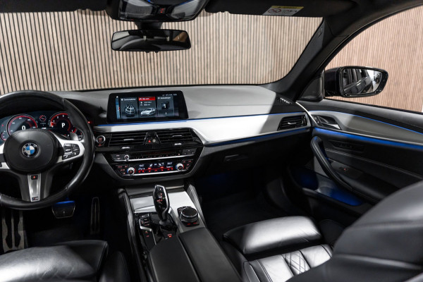 BMW 5 Serie 530i M Sport PANO LEDER LED
