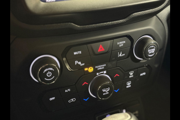 Jeep Renegade 4xe 240 Plug-in Hybrid Electric Limited Lease Ed. | Pano | Keyless | Stoel-/stuurverwarming | DAB | Camera