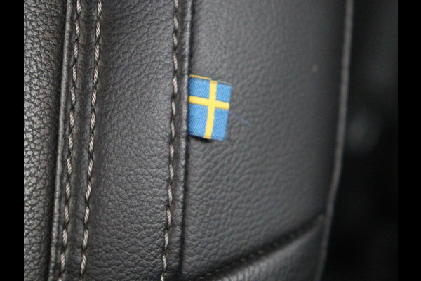 Volvo XC40 Recharge P8 AWD R Design | Warmtepomp | Leder | Stoelverwarming | Harman/Kardon | Adaptive cruise | Camera | Keyless | 19'' | Full LED | Navigatie | Parkeerhulp