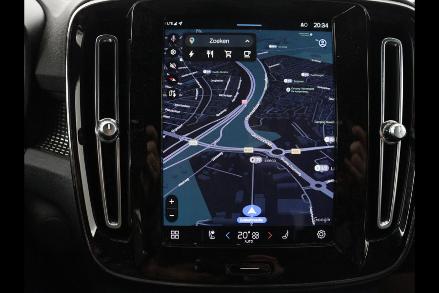 Volvo XC40 Recharge P8 AWD R Design | Warmtepomp | Leder | Stoelverwarming | Harman/Kardon | Adaptive cruise | Camera | Keyless | 19'' | Full LED | Navigatie | Parkeerhulp