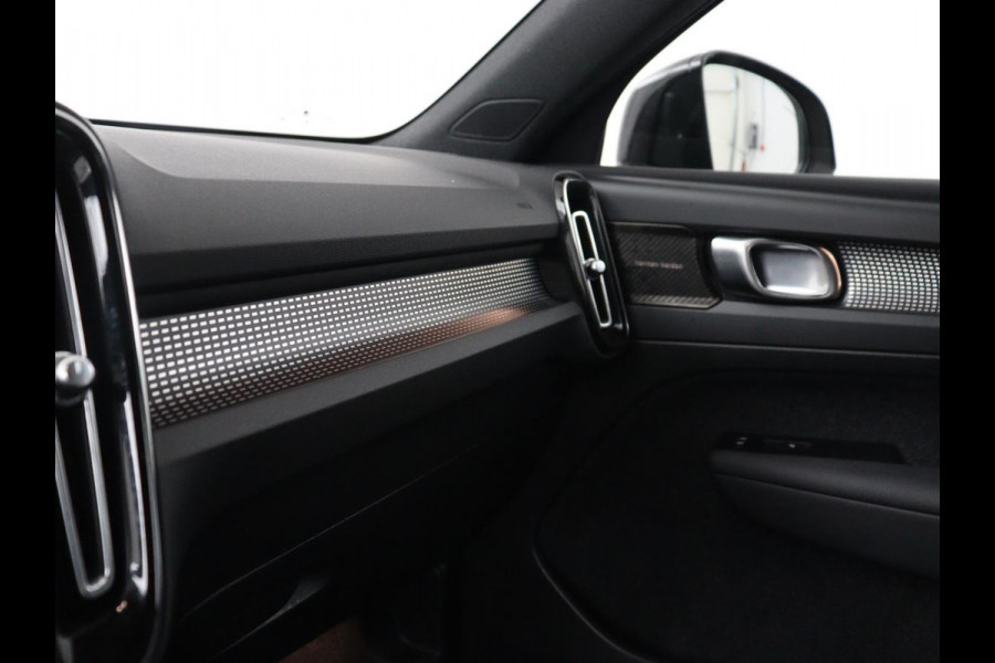 Volvo XC40 Recharge P8 AWD R Design | Warmtepomp | Leder | Stoelverwarming | Harman/Kardon | Adaptive cruise | Camera | Keyless | 19'' | Full LED | Navigatie | Parkeerhulp