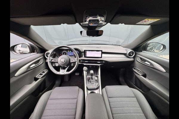 Alfa Romeo Tonale 1.3T PHEV Ti | Camera | Apple CarPlay / Android Auto | Navigatie | Climate | Electrische achterklep
