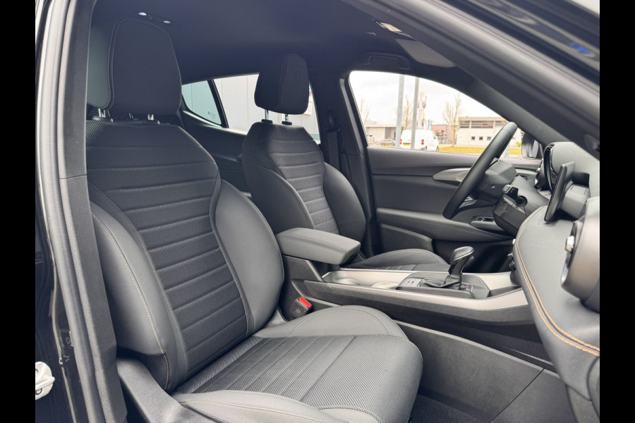 Alfa Romeo Tonale 1.3T PHEV Ti | Camera | Apple CarPlay / Android Auto | Navigatie | Climate | Electrische achterklep