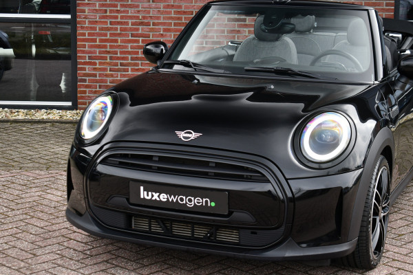 MINI Cabrio 1.5 Cooper 136pk aut Camera 18inch LED Windscherm