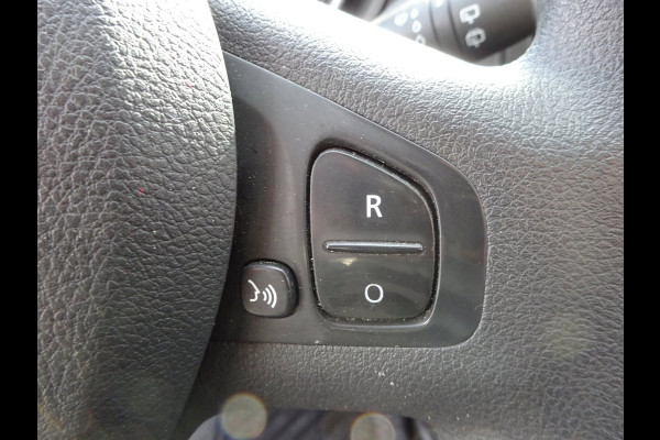 Renault Trafic 2.0 dCi 120 T29 L1H1 2 x SCHUIFDEUR AIRCO NAVIGATIE CRUISE CONTROL