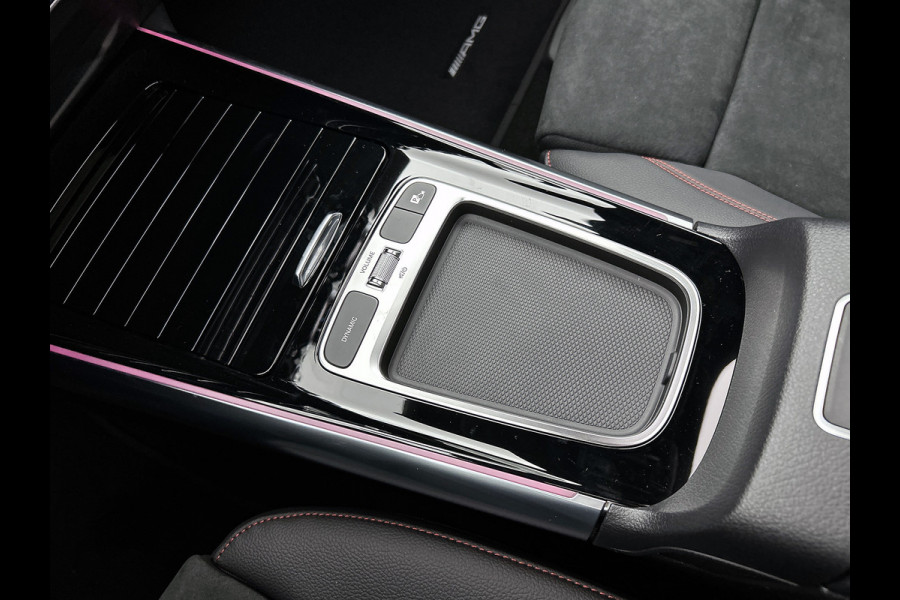 Mercedes-Benz EQA 250+ Business Solution AMG 71 kWh | Trekhaak | Nightpakket | GUARD 360° Voertuigbescherming Plus | Memorypakket | Panoramaschuifdak | Head-up display | 360° camera | Burmester® 3D sound systeem |