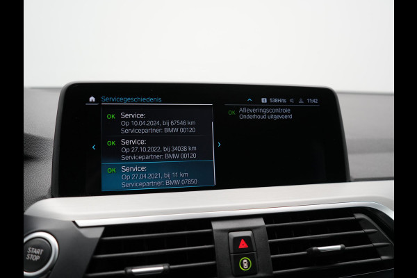 BMW X3 xDrive30e M Sport Plug In Hybrid 293pk Dealer O.H. PHEV | Trekhaak Af Fabriek | Camera | Adaptief Onderstel | Lederen Sportstoelen Verwarmd | Adaptive LED | Hifi Audio | Sfeerverlichting | 20"L.M | Virtual | Navigatie | DAB | Cruise Control |