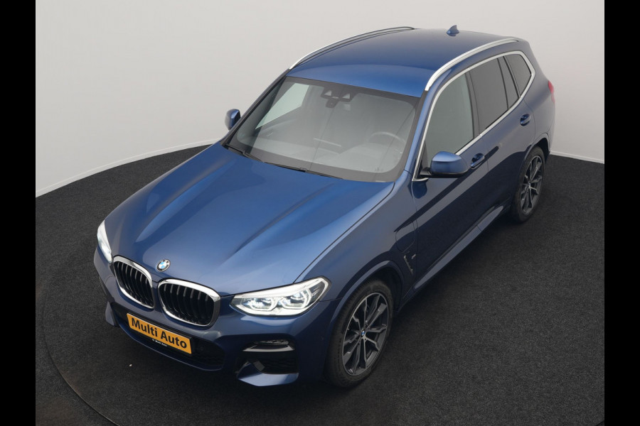 BMW X3 xDrive30e M Sport Plug In Hybrid 293pk Dealer O.H. PHEV | Trekhaak Af Fabriek | Camera | Adaptief Onderstel | Lederen Sportstoelen Verwarmd | Adaptive LED | Hifi Audio | Sfeerverlichting | 20"L.M | Virtual | Navigatie | DAB | Cruise Control |