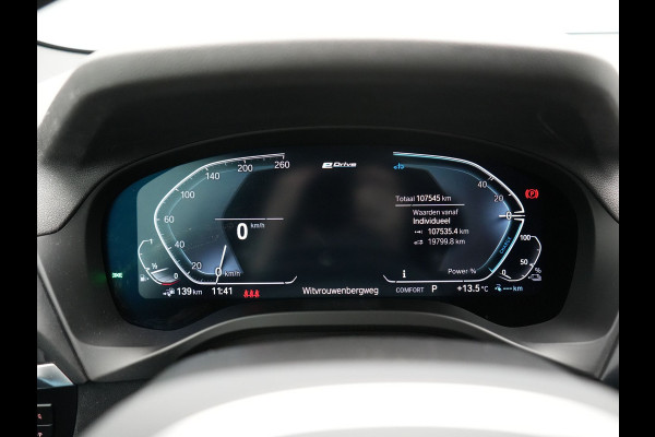 BMW X3 xDrive30e M Sport Plug In Hybrid 293pk Dealer O.H. PHEV | Trekhaak Af Fabriek | Camera | Adaptief Onderstel | Lederen Sportstoelen Verwarmd | Adaptive LED | Hifi Audio | Sfeerverlichting | 20"L.M | Virtual | Navigatie | DAB | Cruise Control |