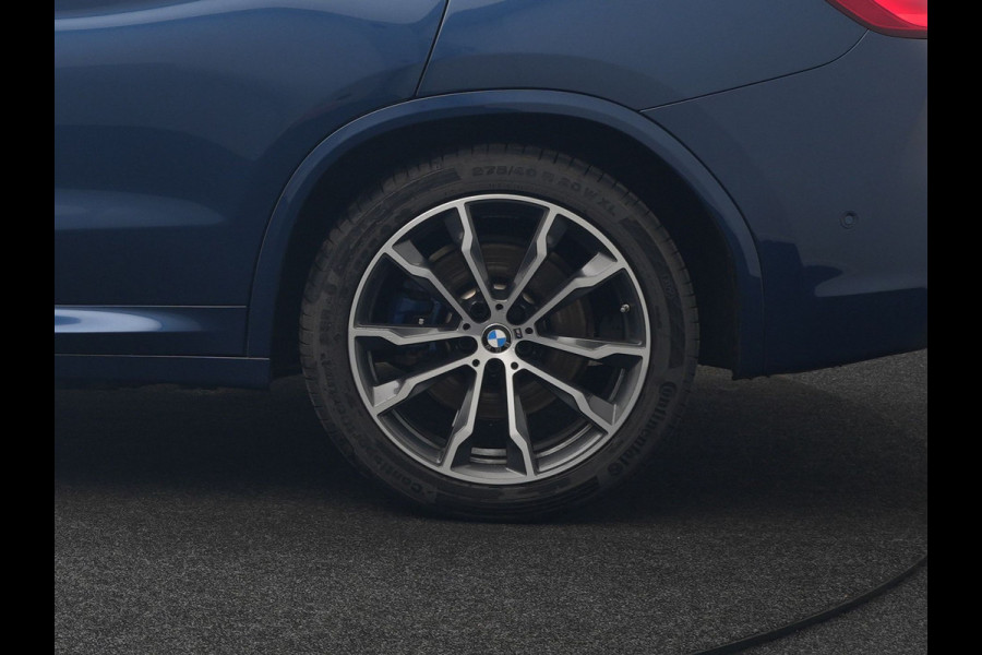 BMW X3 xDrive30e M Sport Plug In Hybrid 293pk Dealer O.H. PHEV | Trekhaak Af Fabriek | Camera | Adaptief Onderstel | Lederen Sportstoelen Verwarmd | Adaptive LED | Hifi Audio | Sfeerverlichting | 20"L.M | Virtual | Navigatie | DAB | Cruise Control |