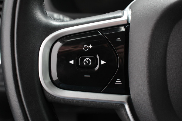 Volvo XC90 2.0 T8 Recharge AWD Inscription Expression |  Navigatie | Apple Carplay/Android Auto | Parkeersensoren  | Stoel- en stuurverwarming | Adaptive Cruise Control | Virtual Cockpit | Elektrisch inklapbare trekhaak | Elektrisch verstelbare bestuurderstoel met geheugen | Inductieladen voor smartphone