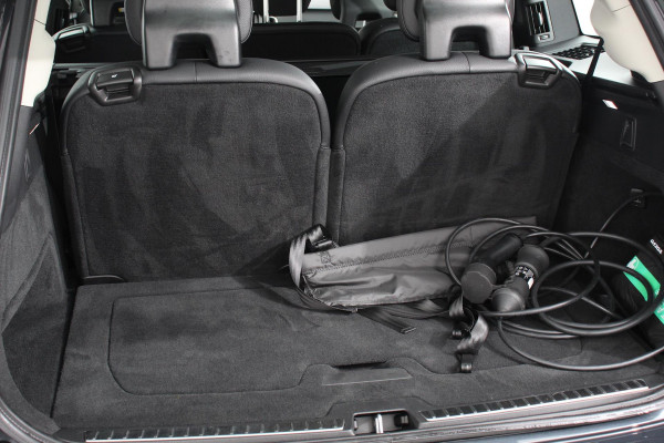 Volvo XC90 2.0 T8 Recharge AWD Inscription Expression |  Navigatie | Apple Carplay/Android Auto | Parkeersensoren  | Stoel- en stuurverwarming | Adaptive Cruise Control | Virtual Cockpit | Elektrisch inklapbare trekhaak | Elektrisch verstelbare bestuurderstoel met geheugen | Inductieladen voor smartphone