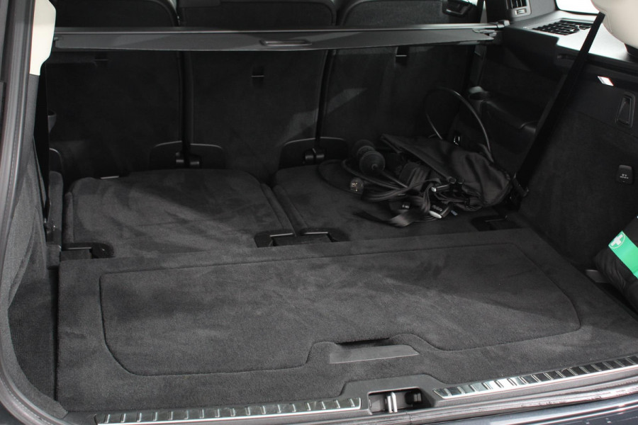 Volvo XC90 2.0 T8 Recharge AWD Inscription Expression |  Navigatie | Apple Carplay/Android Auto | Parkeersensoren  | Stoel- en stuurverwarming | Adaptive Cruise Control | Virtual Cockpit | Elektrisch inklapbare trekhaak | Elektrisch verstelbare bestuurderstoel met geheugen | Inductieladen voor smartphone