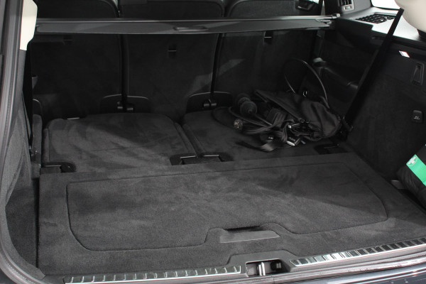 Volvo XC90 2.0 T8 Recharge AWD Inscription Expression |  Navigatie | Apple Carplay/Android Auto | Parkeersensoren  | Stoel- en stuurverwarming | Adaptive Cruise Control | Virtual Cockpit | Elektrisch inklapbare trekhaak | Elektrisch verstelbare bestuurderstoel met geheugen | Inductieladen voor smartphone