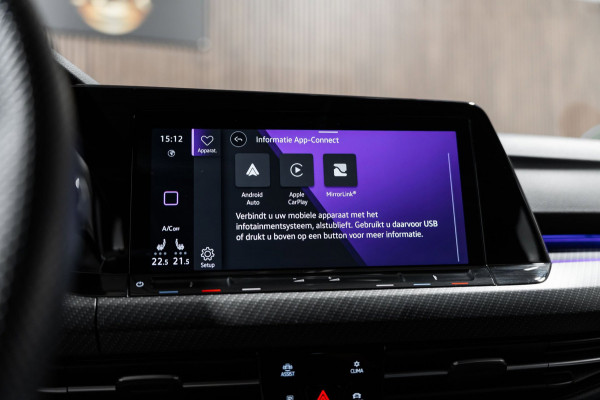 Volkswagen Golf 1.5 eTSI R-Line 2020 DSG IQ PANO CAMERA VIRTUAL