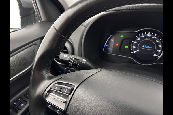 Hyundai Kona EV Comfort 39 kWh [ 3-Fase-11kW] {SOH-98%} (INCL-BTW) *HEATPUMP | DIGI-COCKPIT | ADAPTIVE-CRUISE | CARPLAY | DAB | LANE-ASSIST | KEYLESS | COMFORT-SEATS | CCS-FASTLOADER | SHIFTPADDLES | 17"ALU*