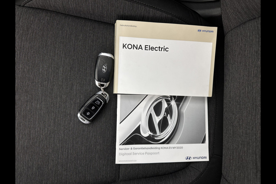 Hyundai Kona EV Comfort 39 kWh [ 3-Fase-11kW] {SOH-98%} (INCL-BTW) *HEATPUMP | DIGI-COCKPIT | ADAPTIVE-CRUISE | CARPLAY | DAB | LANE-ASSIST | KEYLESS | COMFORT-SEATS | CCS-FASTLOADER | SHIFTPADDLES | 17"ALU*