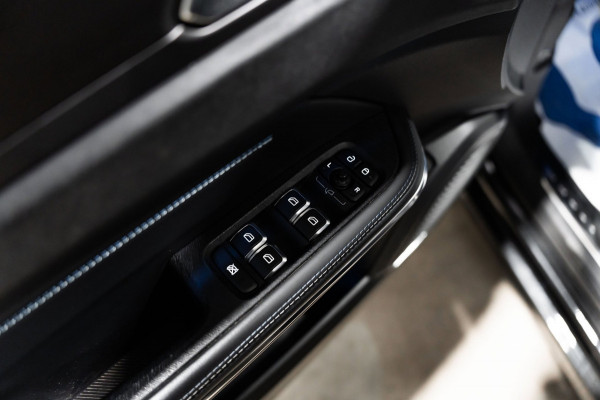 Lynk & Co 01 1.5 2022 LED PANO CAMERA 20INCH NAVI