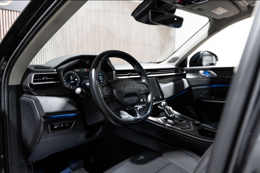 Lynk & Co 01 1.5 2022 LED PANO CAMERA 20INCH NAVI