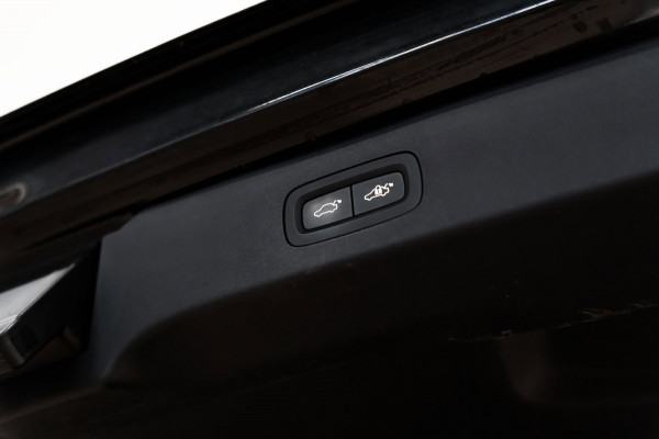 Lynk & Co 01 1.5 2022 LED PANO CAMERA 20INCH NAVI