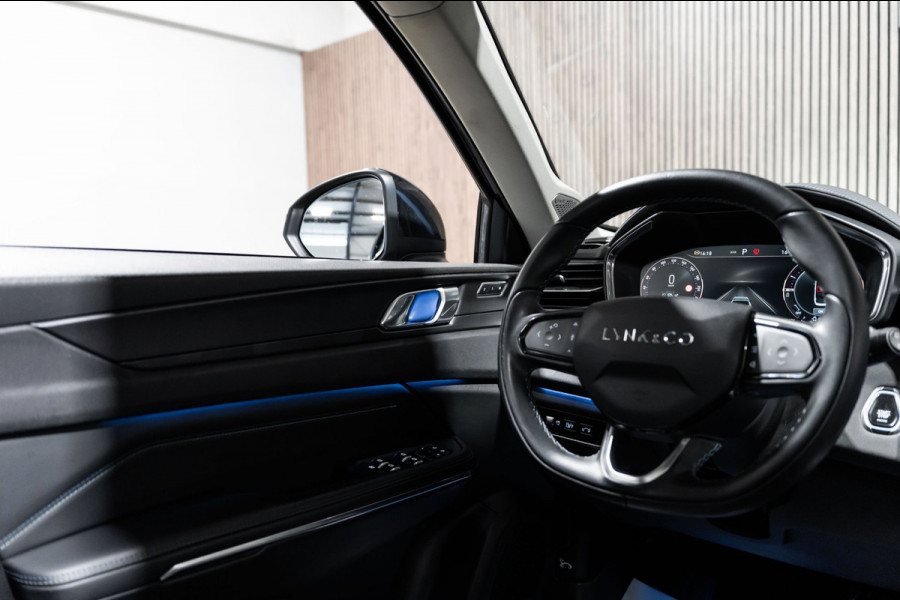 Lynk & Co 01 1.5 2022 LED PANO CAMERA 20INCH NAVI