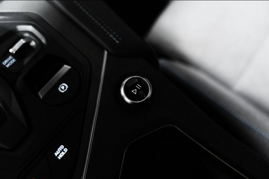 Lynk & Co 01 1.5 2022 LED PANO CAMERA 20INCH NAVI