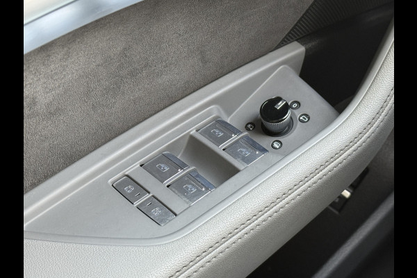 Audi e-tron 55 quattro 2x S-line 95 kWh | SOH 88% | Panoramadak | Leder | Carplay