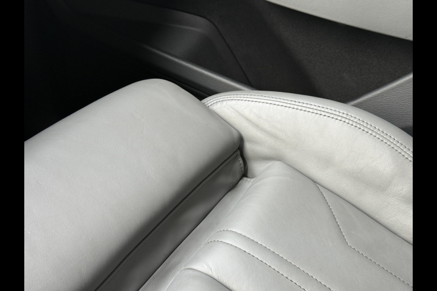 Audi e-tron 55 quattro 2x S-line 95 kWh | SOH 88% | Panoramadak | Leder | Carplay