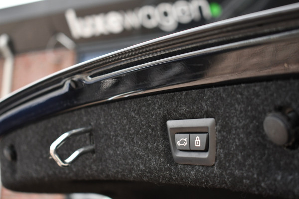 BMW 5 Serie 530e M-Sport Pano Trekh ACC HUD 360 Laser El-Klep