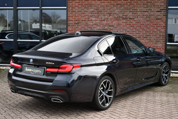 BMW 5 Serie 530e M-Sport Pano Trekh ACC HUD 360 Laser El-Klep