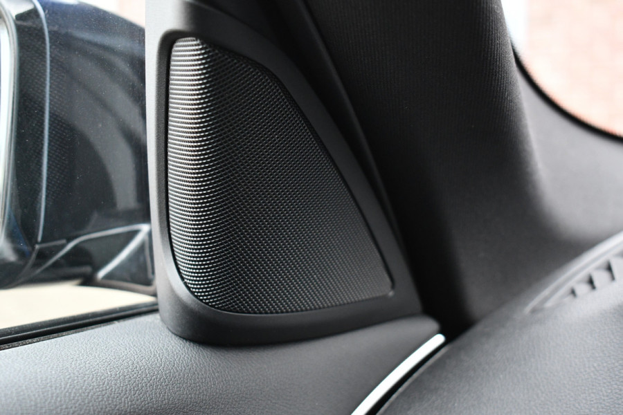 BMW 5 Serie 530e M-Sport Pano Trekh ACC HUD 360 Laser El-Klep